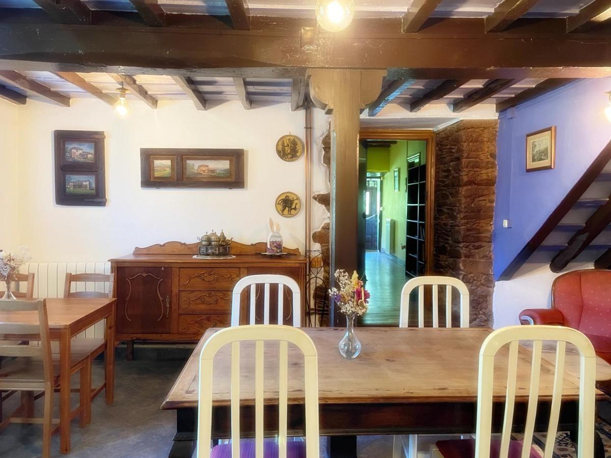 La Asturxana Guest House Malleza Екстериор снимка