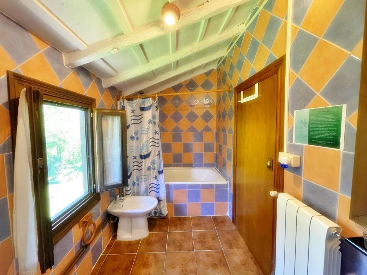 La Asturxana Guest House Malleza Екстериор снимка