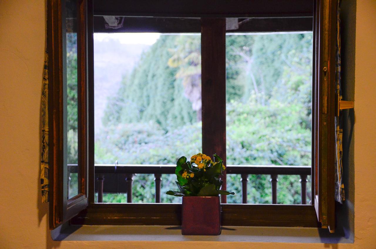 La Asturxana Guest House Malleza Екстериор снимка