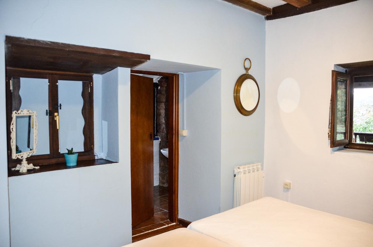 La Asturxana Guest House Malleza Екстериор снимка
