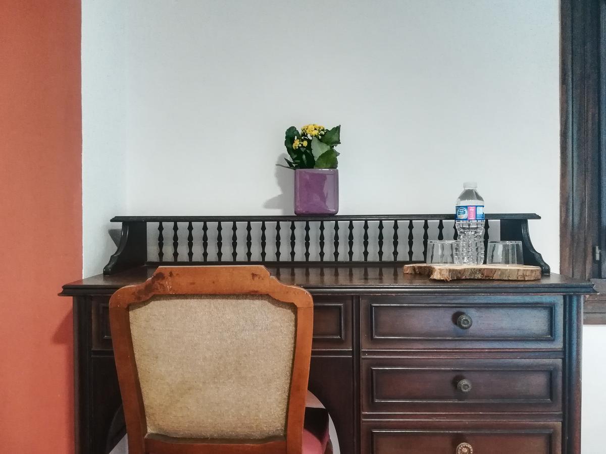 La Asturxana Guest House Malleza Екстериор снимка
